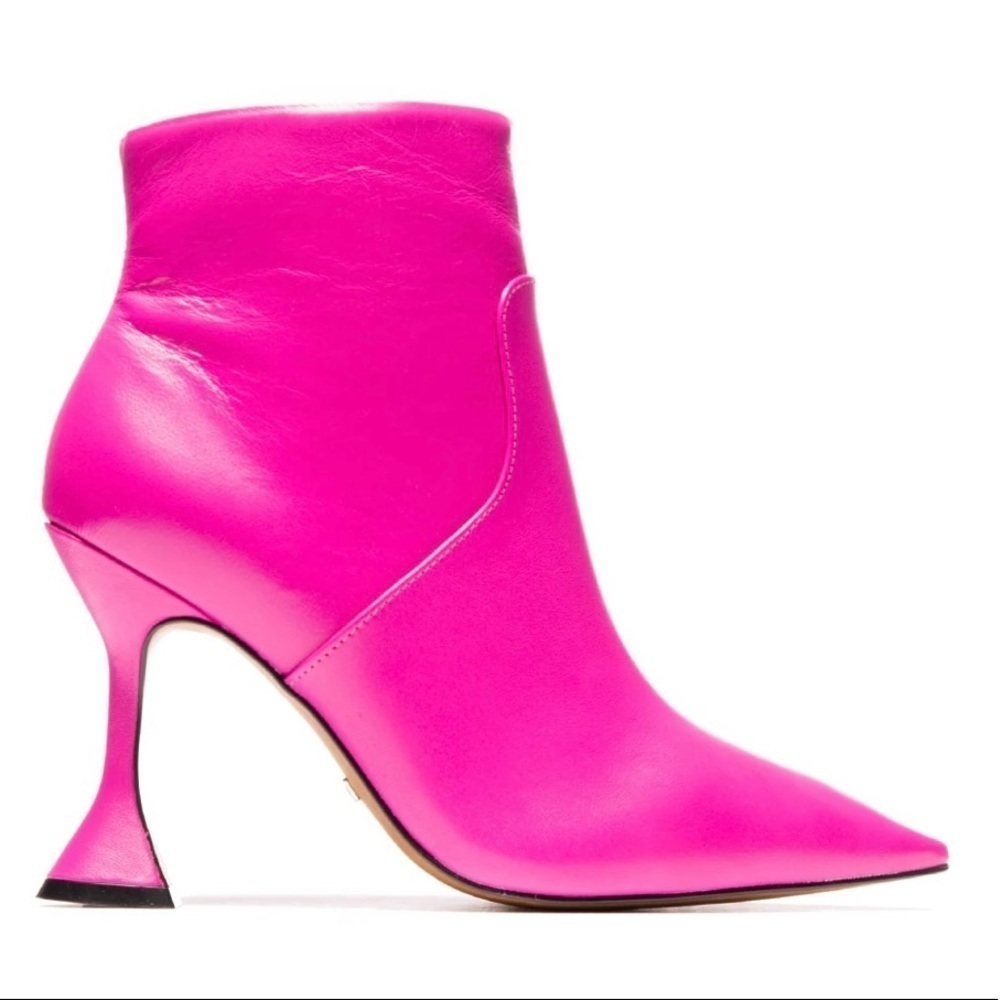 L’INTERVALLE 💕Booties  NWT - Picture 4 of 7